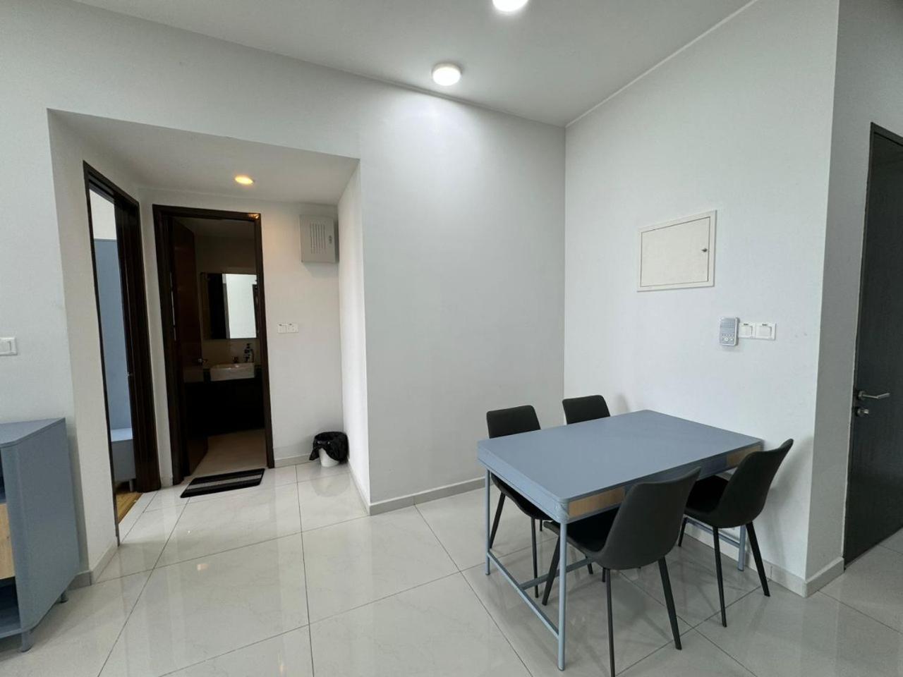 Vesta Homes, Royalstrand 2br,dangabay Apartment